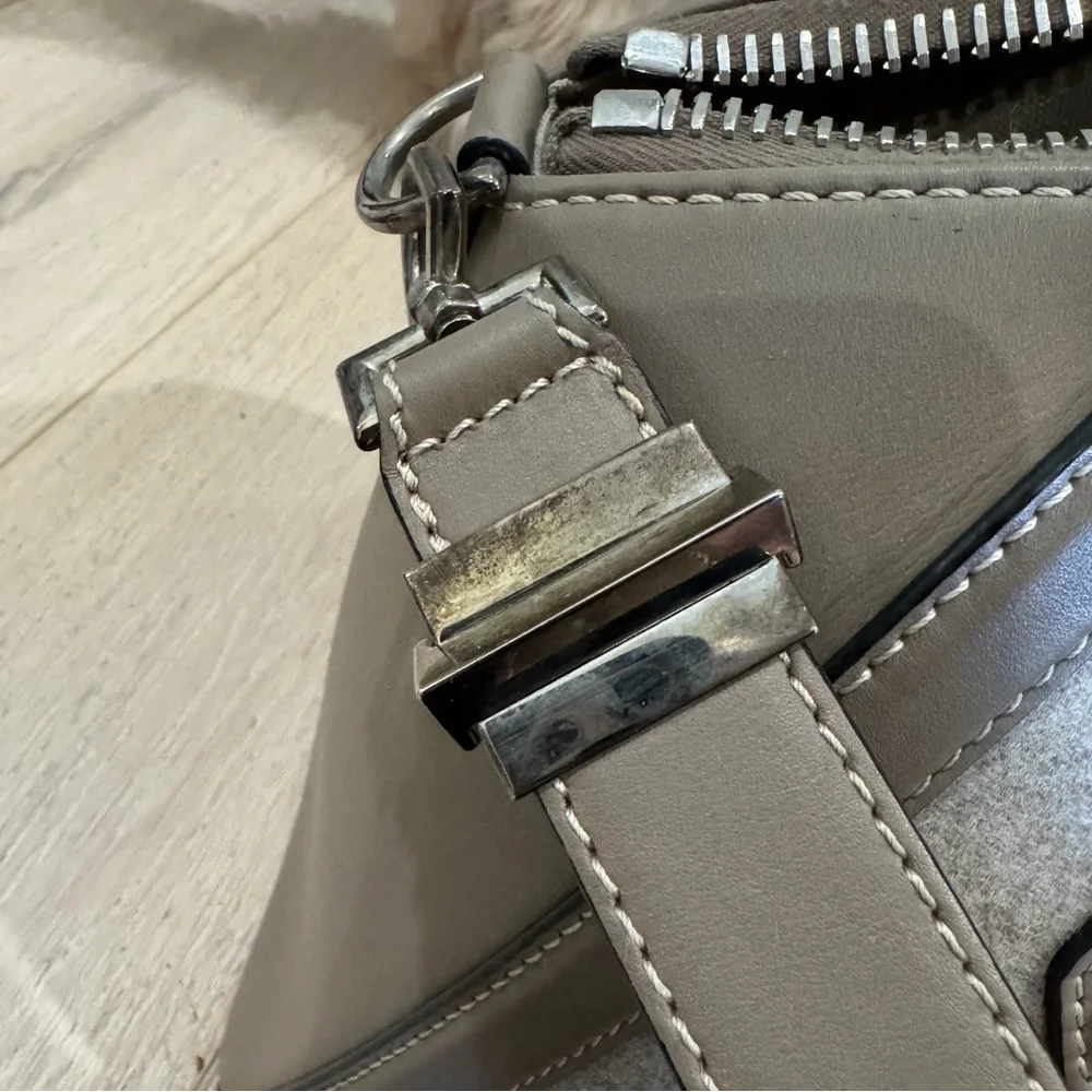 Givenchy Antigona Wool/Leather Bag - Picture 4 of 15